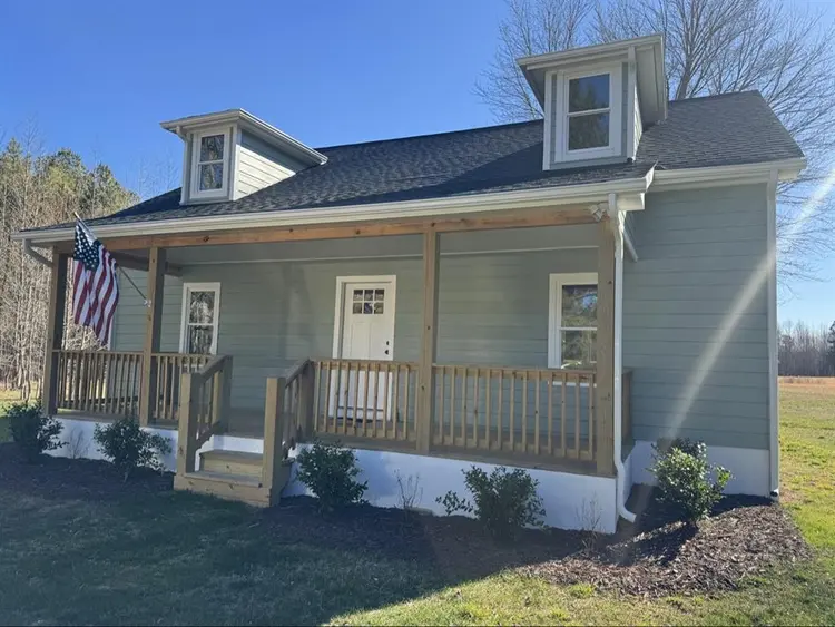 Room for rent - Alberta, VA