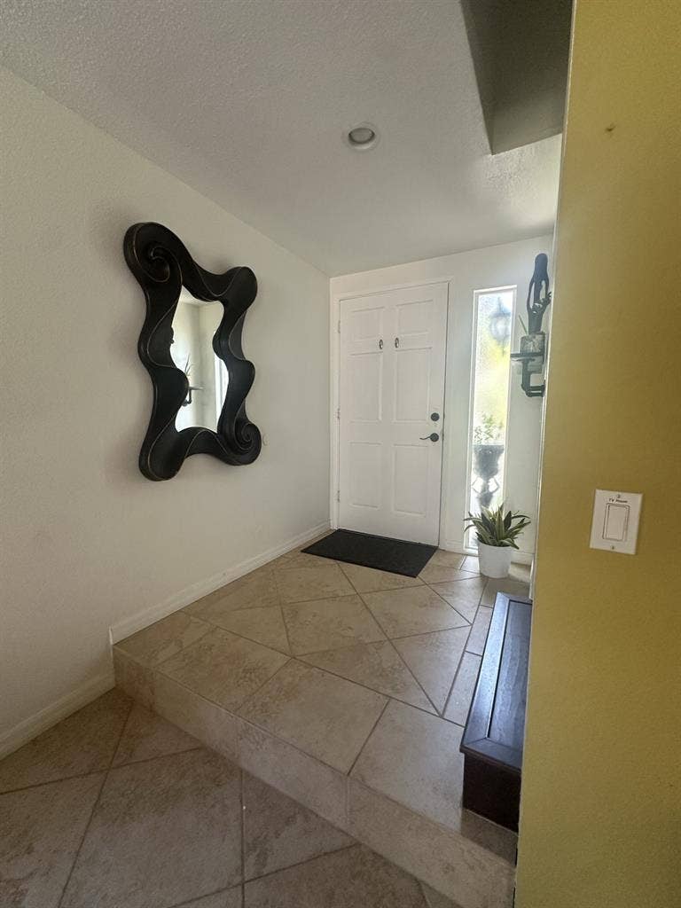 Large bedroom w/ bathroom & patio