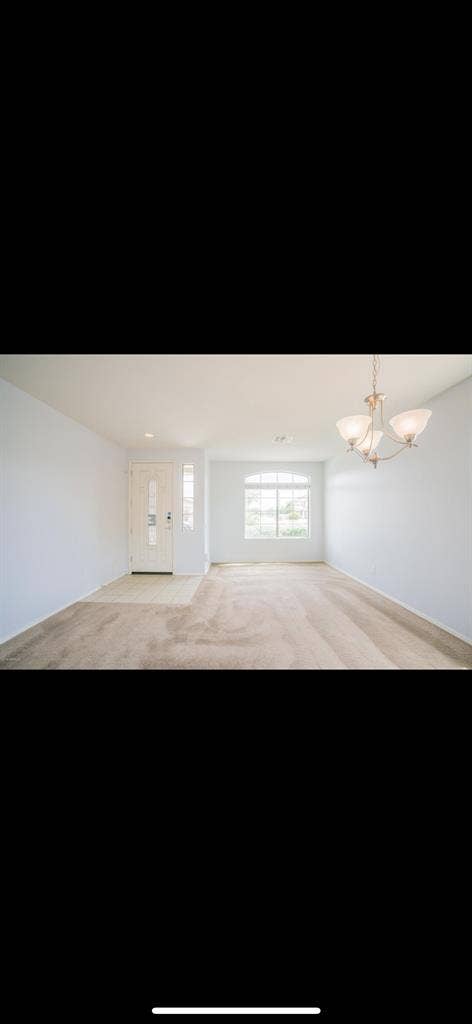 Looking for female roommate