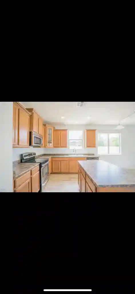 Looking for female roommate