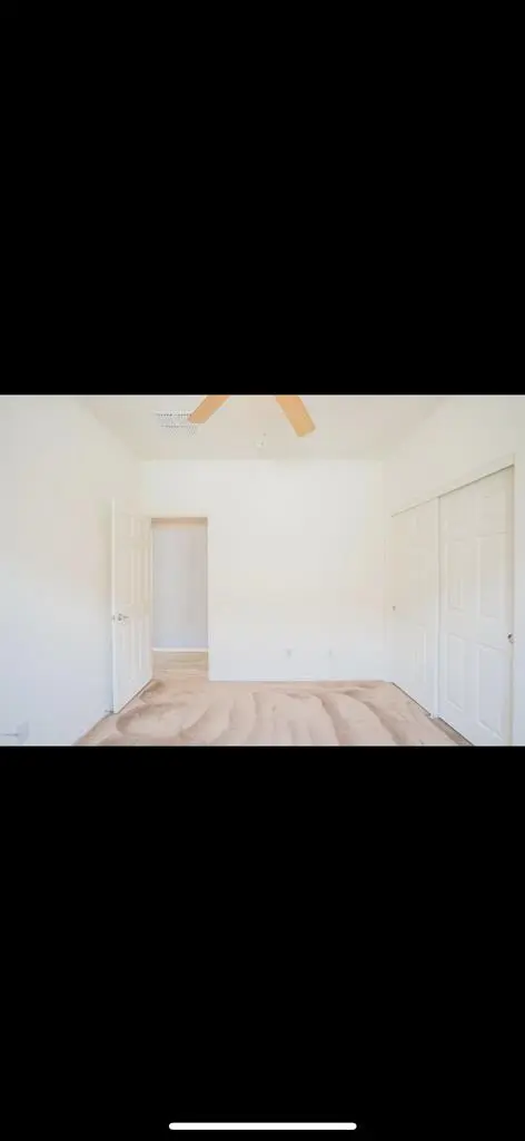 Looking for female roommate