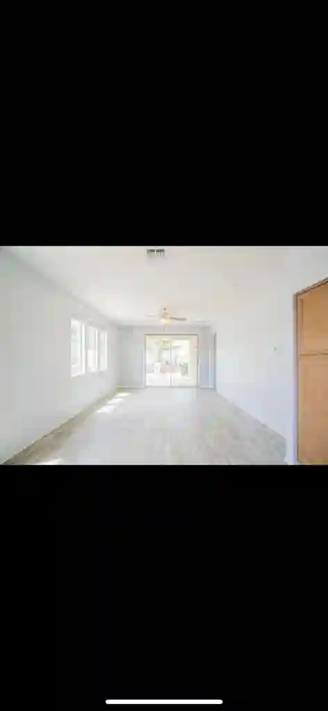 Looking for female roommate