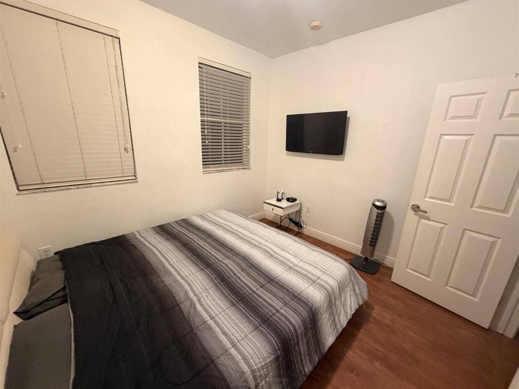 Comfortable private room in Doral