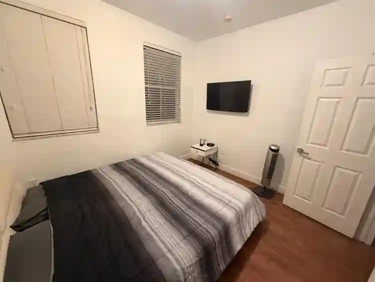 Comfortable private room in Doral