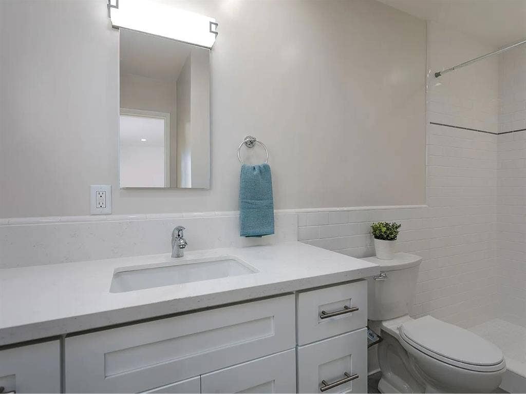 Renting out a master bedroom