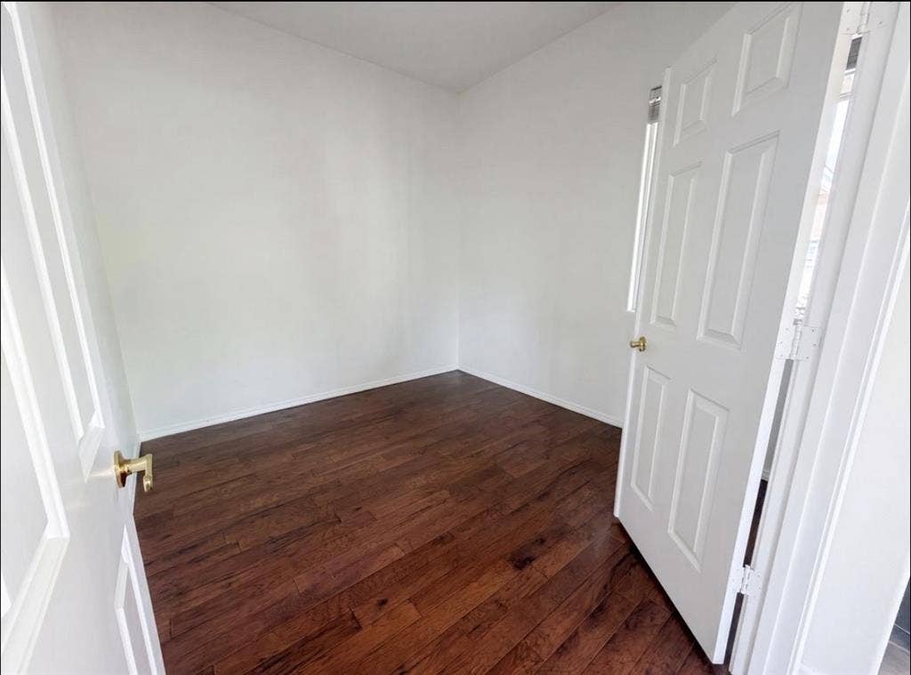 A 3 bedroom 2 bathroom housee