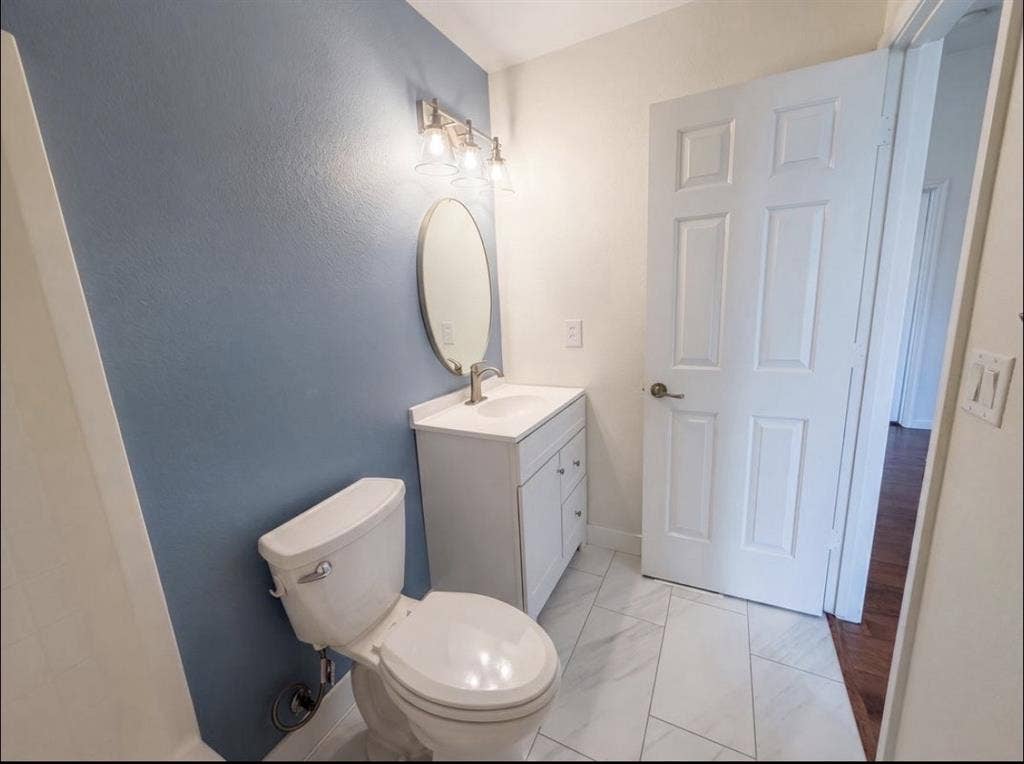 A 3 bedroom 2 bathroom housee