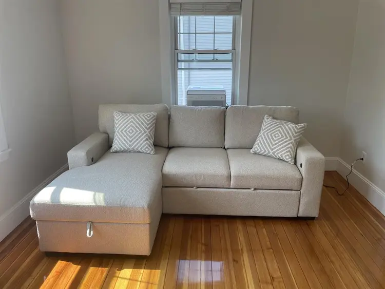 Large Private Room for Rent