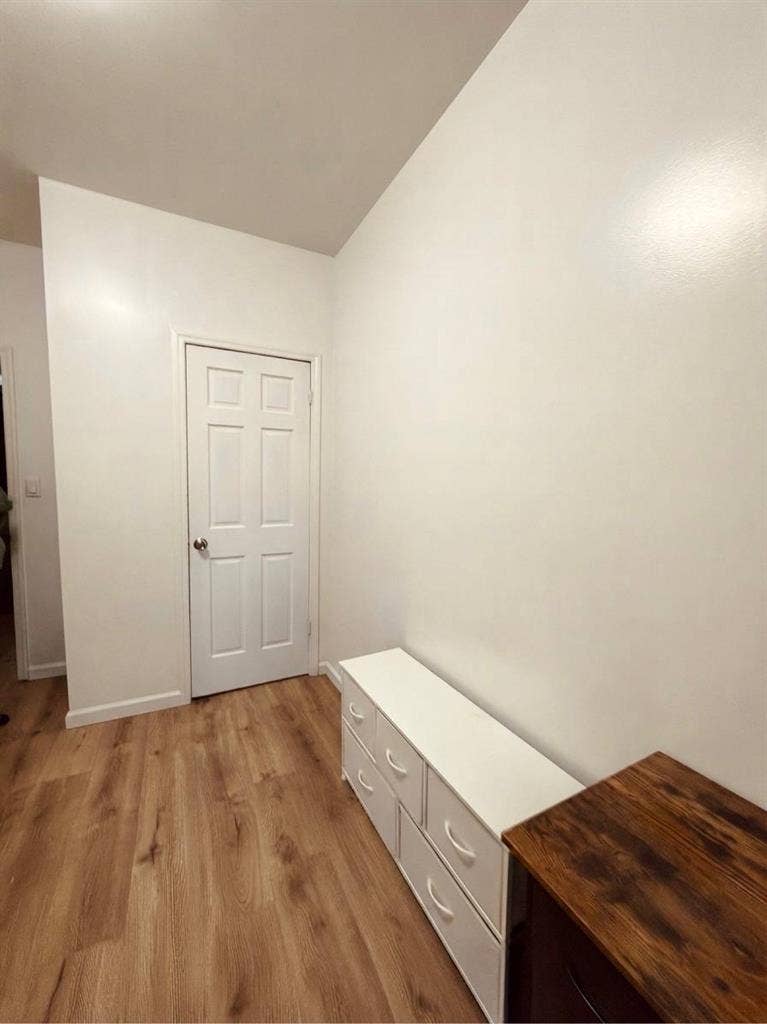 Private room with balcony Brooklyn