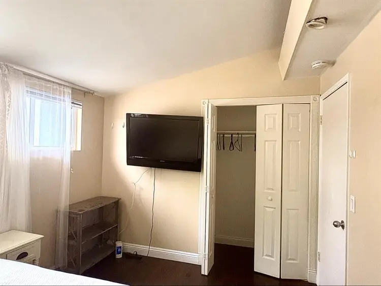 Rooms Available- FILL BY 7-31