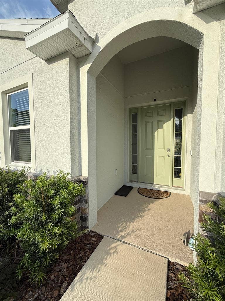 4bed 3bath & 3 car garage available