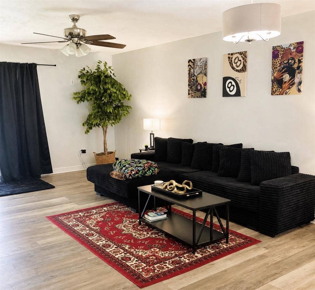 Beautiful townhome!