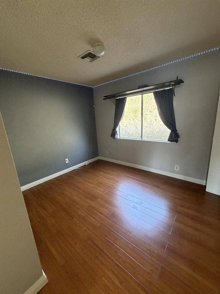 🌸Private Bedroom in Echo Park!🌸