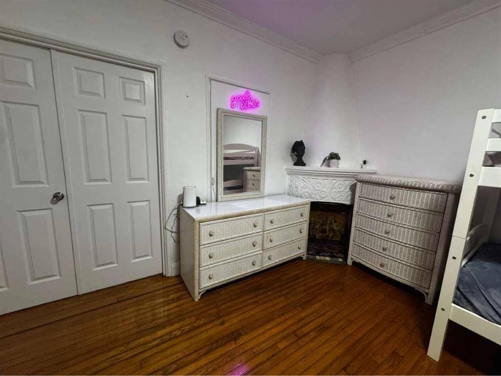 Shared room only girls