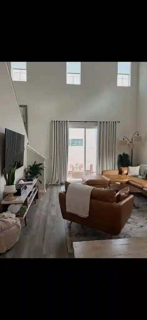 Fully furnished room for rent