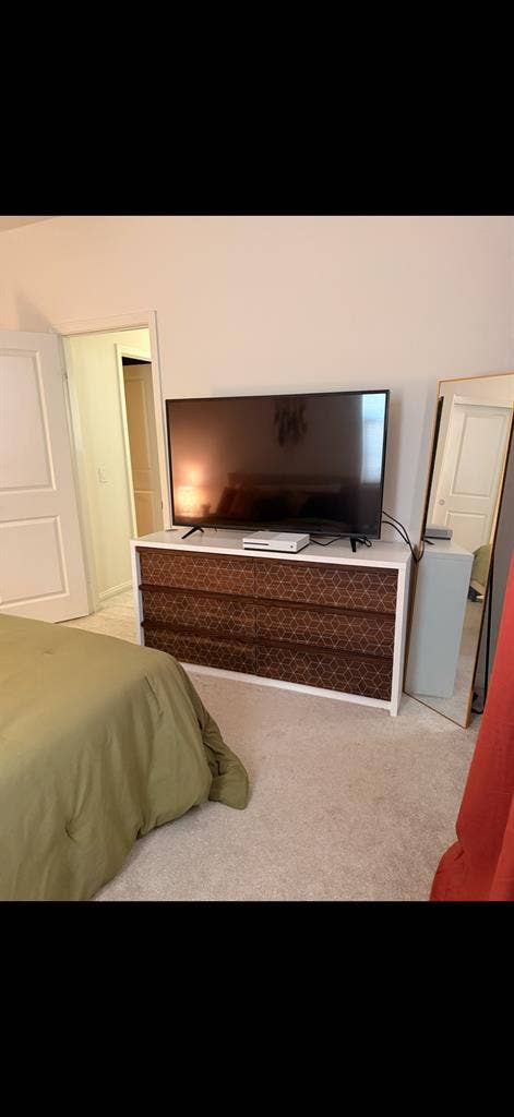 Fully furnished room for rent