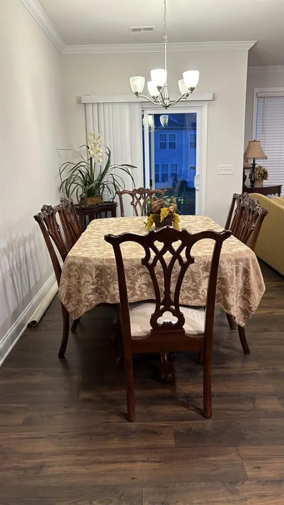 1 Bedroom with attached Bathroom!