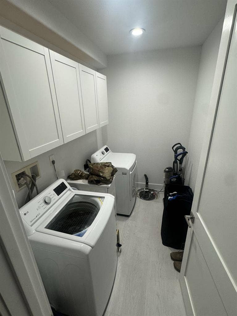 1 Bed 1 bath apt basement
