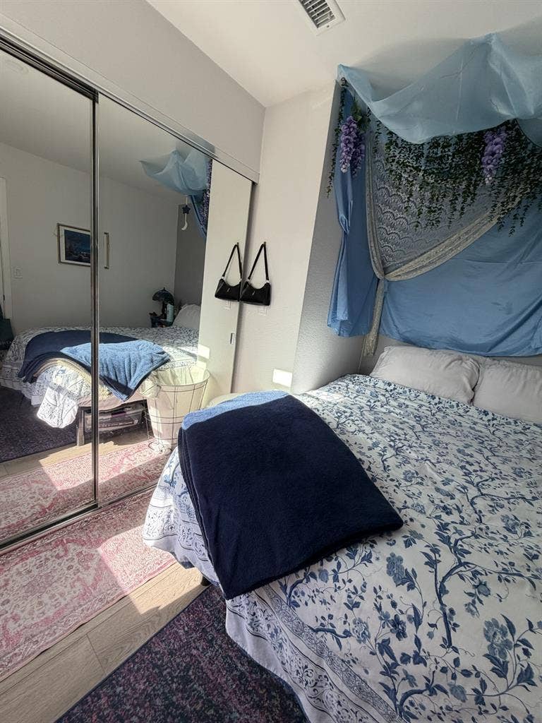 Roommate Wanted