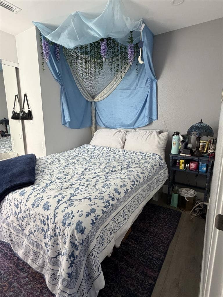Roommate Wanted