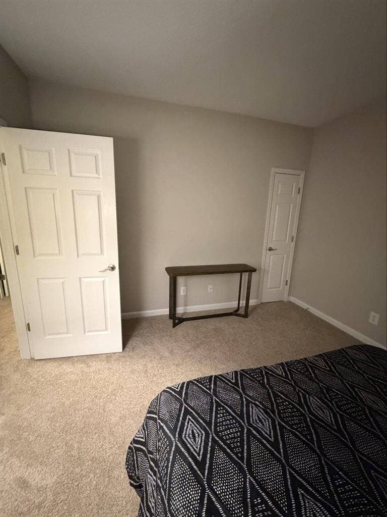 Room For Rent