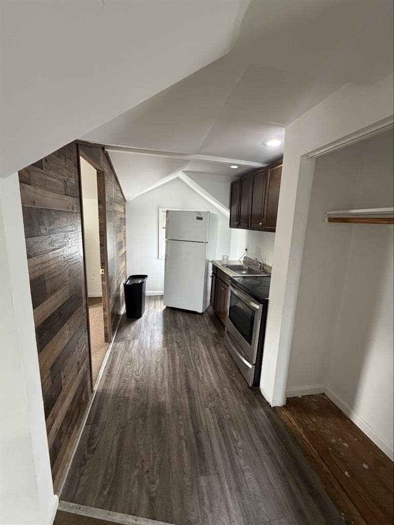 2-Bedroom spacious apartment