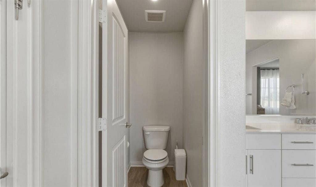 HUGE Private Master Bed and Bath