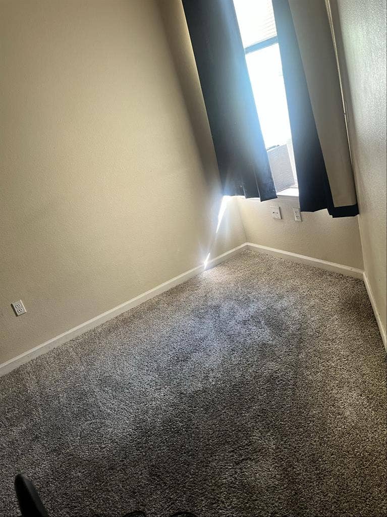 Large bedroom and bathroom for rent
