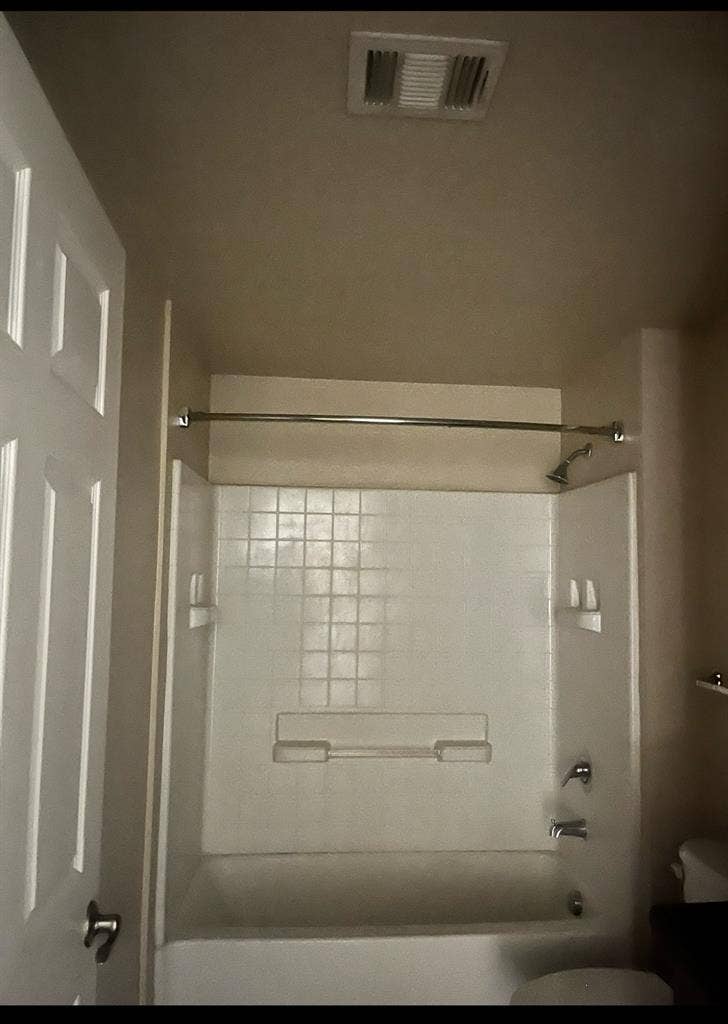 Large bedroom and bathroom for rent
