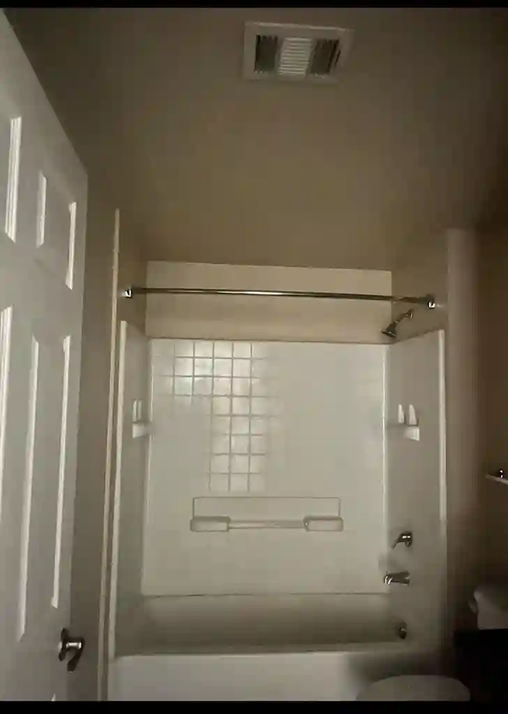 Large bedroom and bathroom for rent