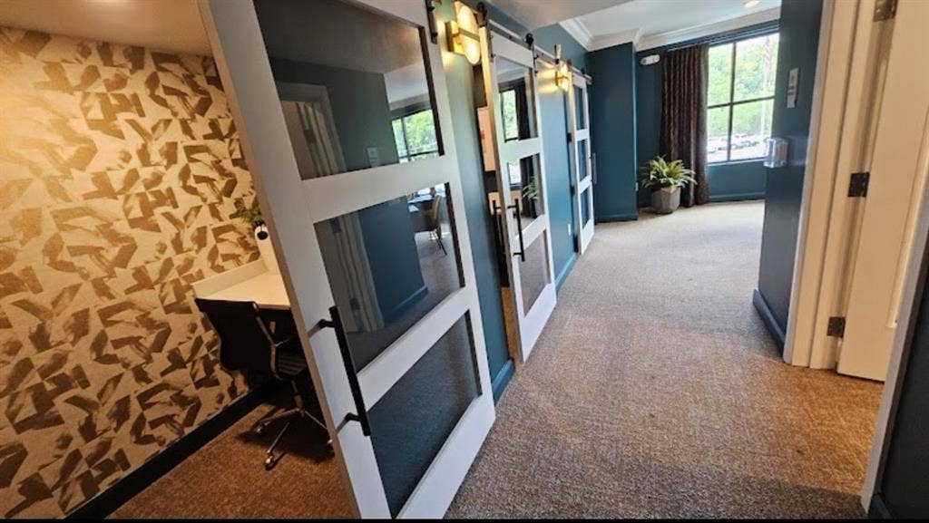 Looking for a roommate!