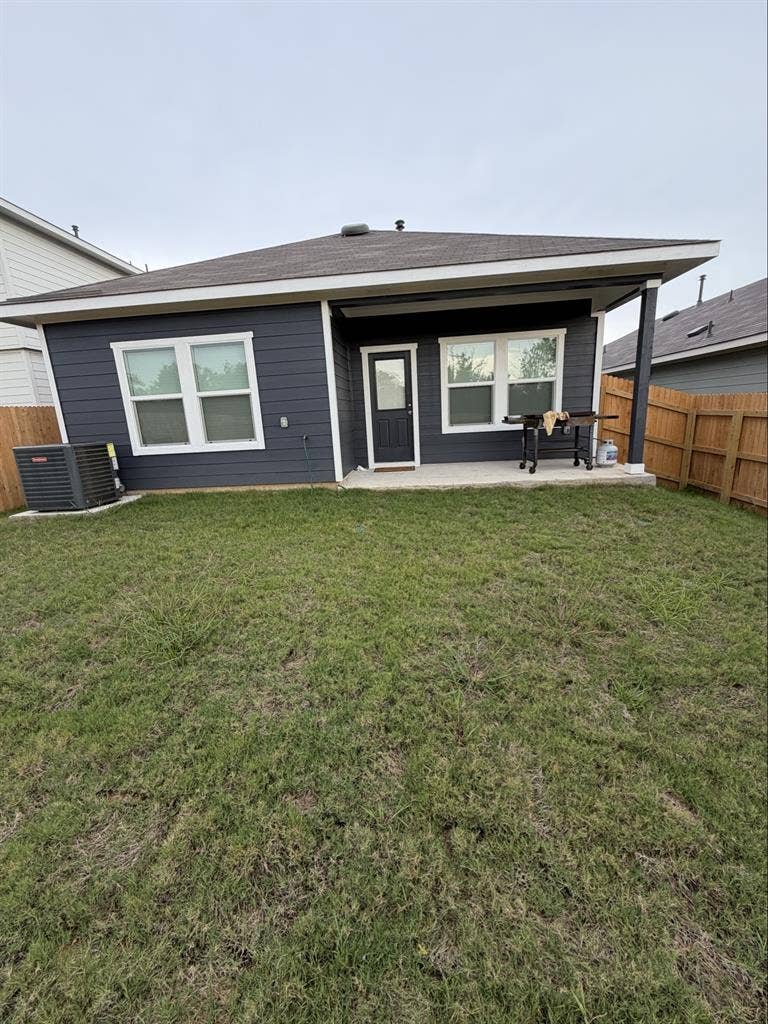 Move-In Ready & Utilities included