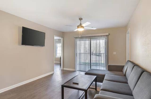 1000$ Incentive! Village Green