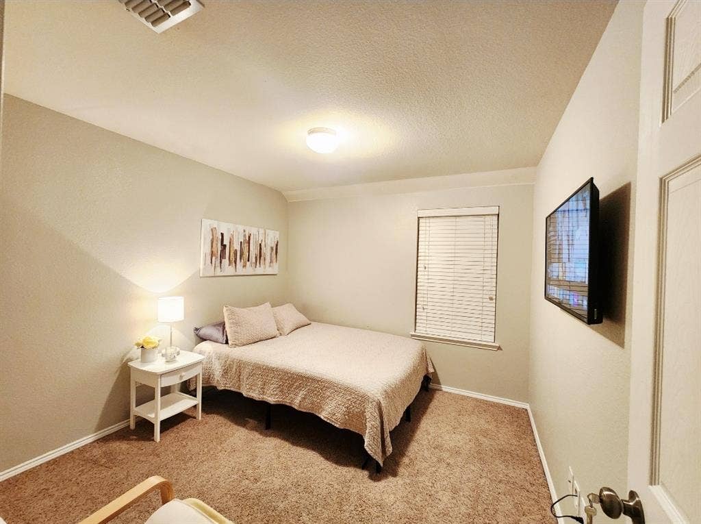 All bills paid furnished Room