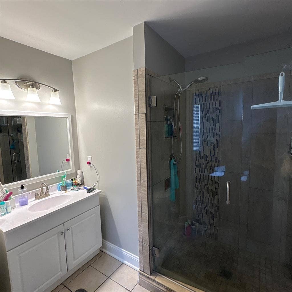 Roomate needed for 9 month lease
