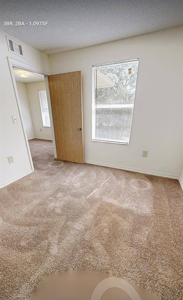 Private Room for Rent and Shower