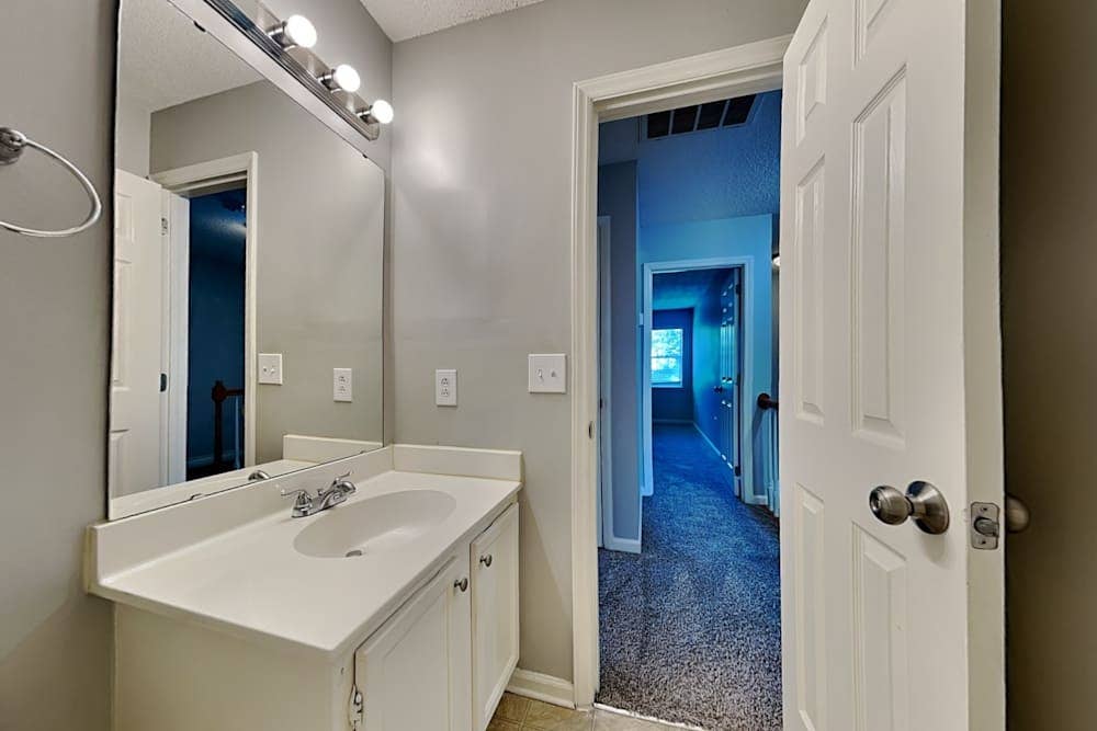 Private room for rent