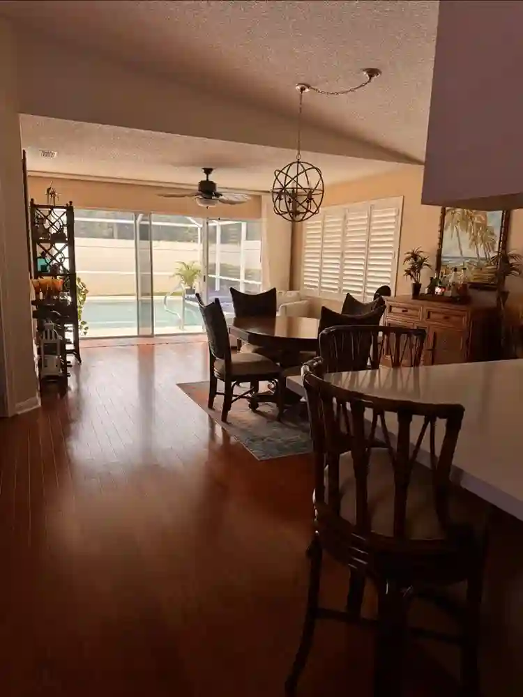 Furnished en suite available