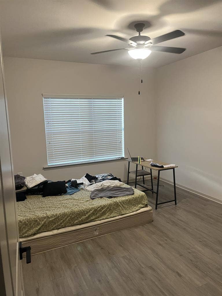 Private Room & Bathroom Available