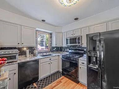 Spacious 3BR, 2BA House For Rent