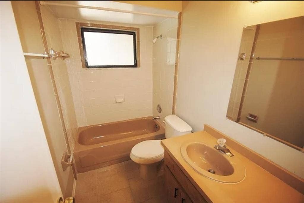 2 rooms available! One Furnished!