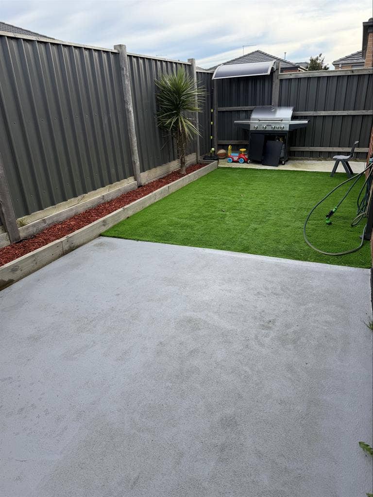3x Room available in botanic Ridgee