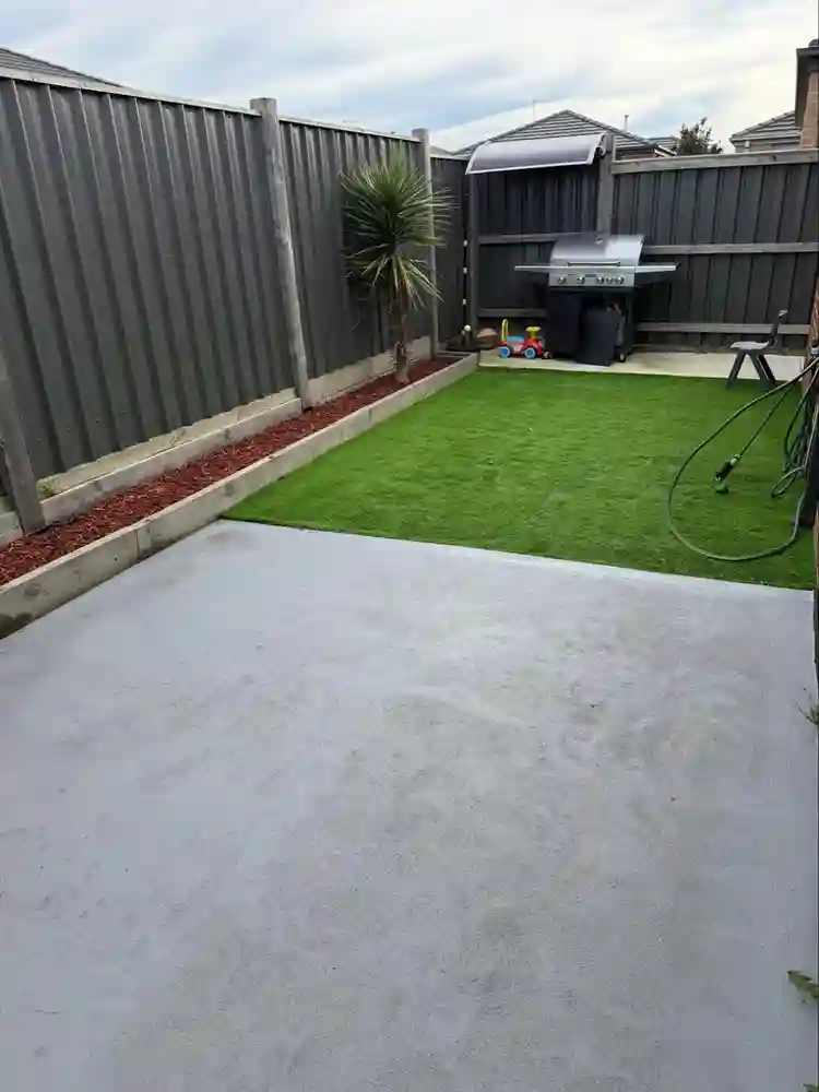 3x Room available in botanic Ridgee