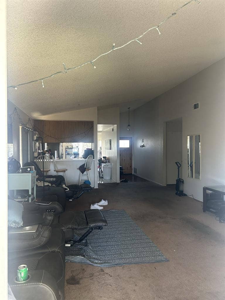 Room Available in 4bd House, Co-Ed