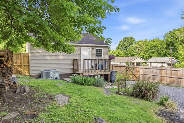 South Knoxville Garden Oasis