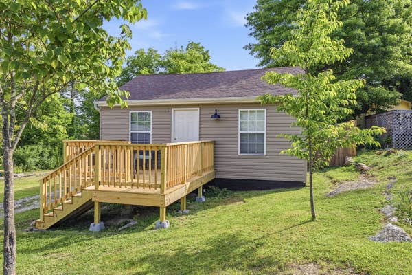 South Knoxville Garden Oasis