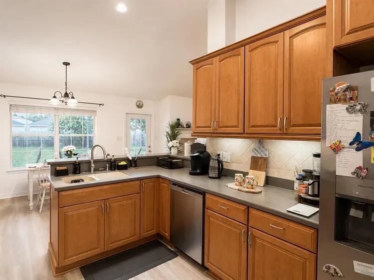 ROOM FOR RENT – NAVARRE, FL