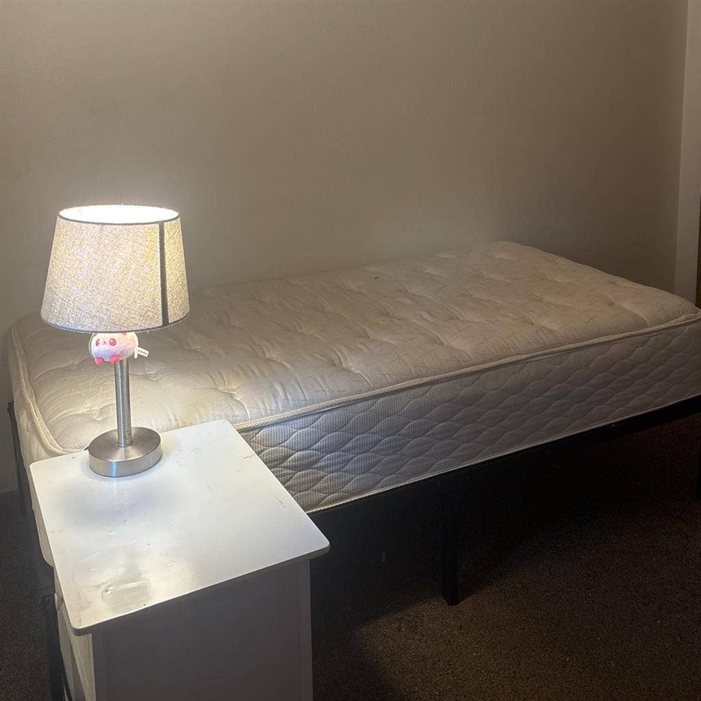 1 bedroom available