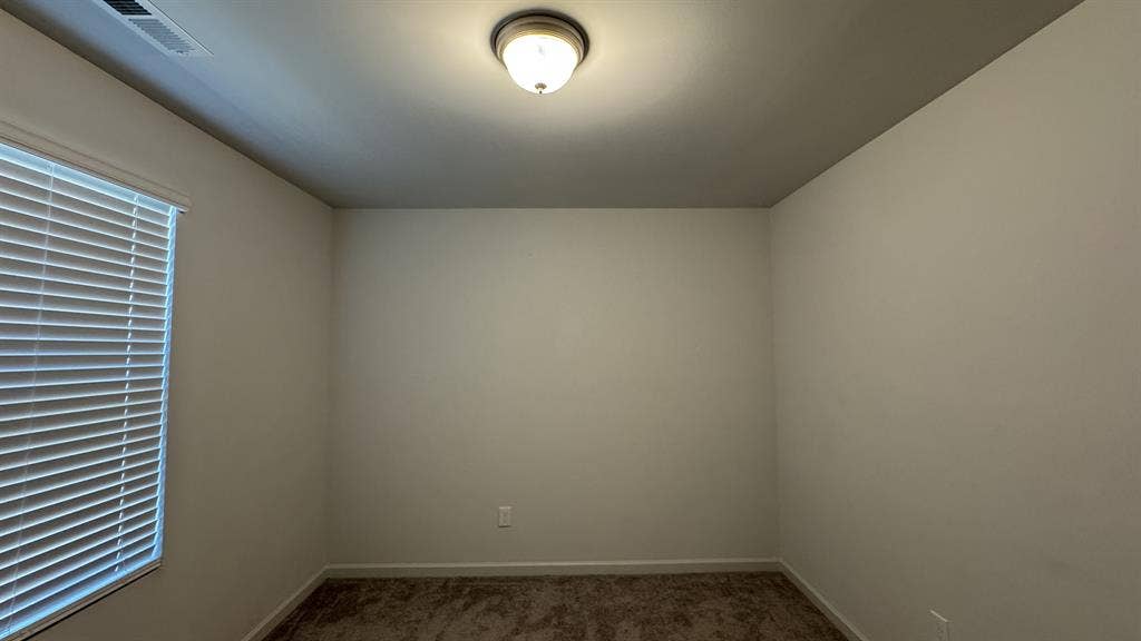 Townhouse bedroom with own bathroom