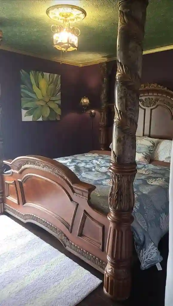 Magical hovel available Aug 1st